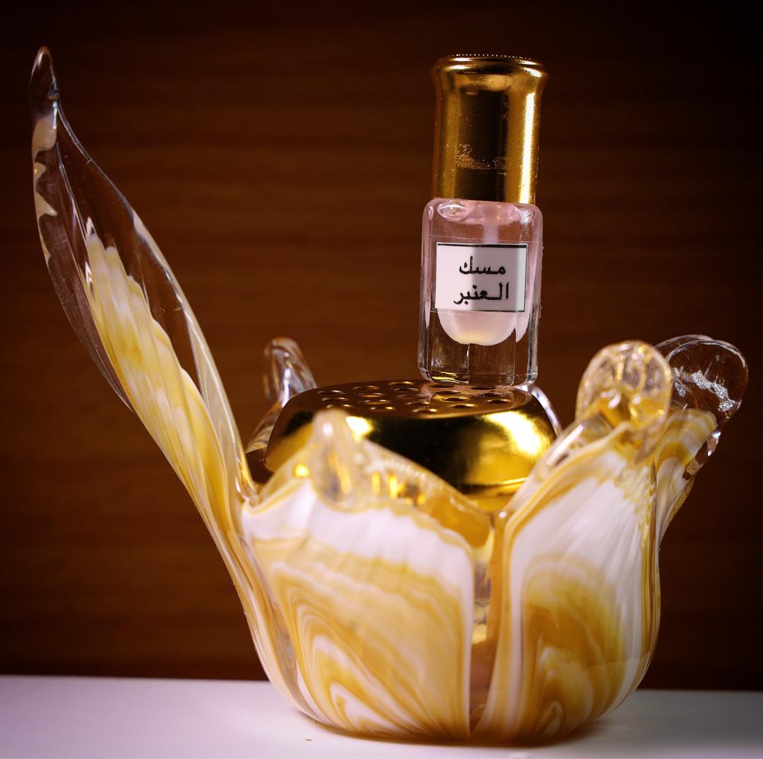 مسك العنبر المركز - ربع تولة من فوجي شيري للعطور (photo 1 of 9)