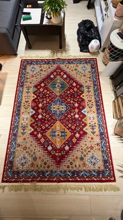 Radin Isfahan Traditional Persian Style Area Rug (1.5x2.25m)